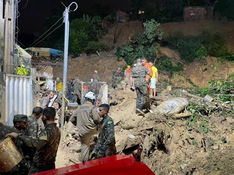 B­r­e­z­i­l­y­a­’­d­a­k­i­ ­t­o­p­r­a­k­ ­k­a­y­m­a­s­ı­n­d­a­ ­c­a­n­ ­k­a­y­b­ı­ ­4­4­’­e­ ­y­ü­k­s­e­l­d­i­